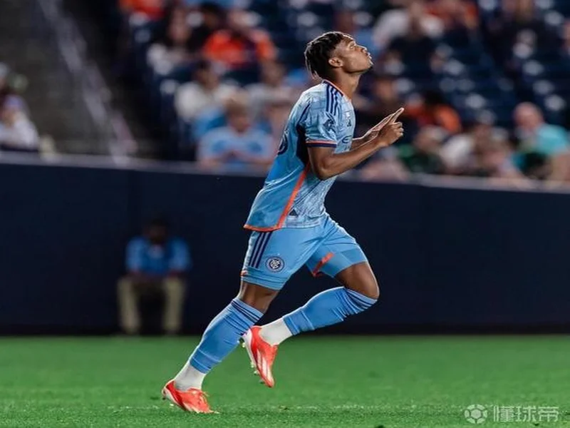 罗马诺:曼城已完成从哈茨签下顶级天才麦克米金的全部手续